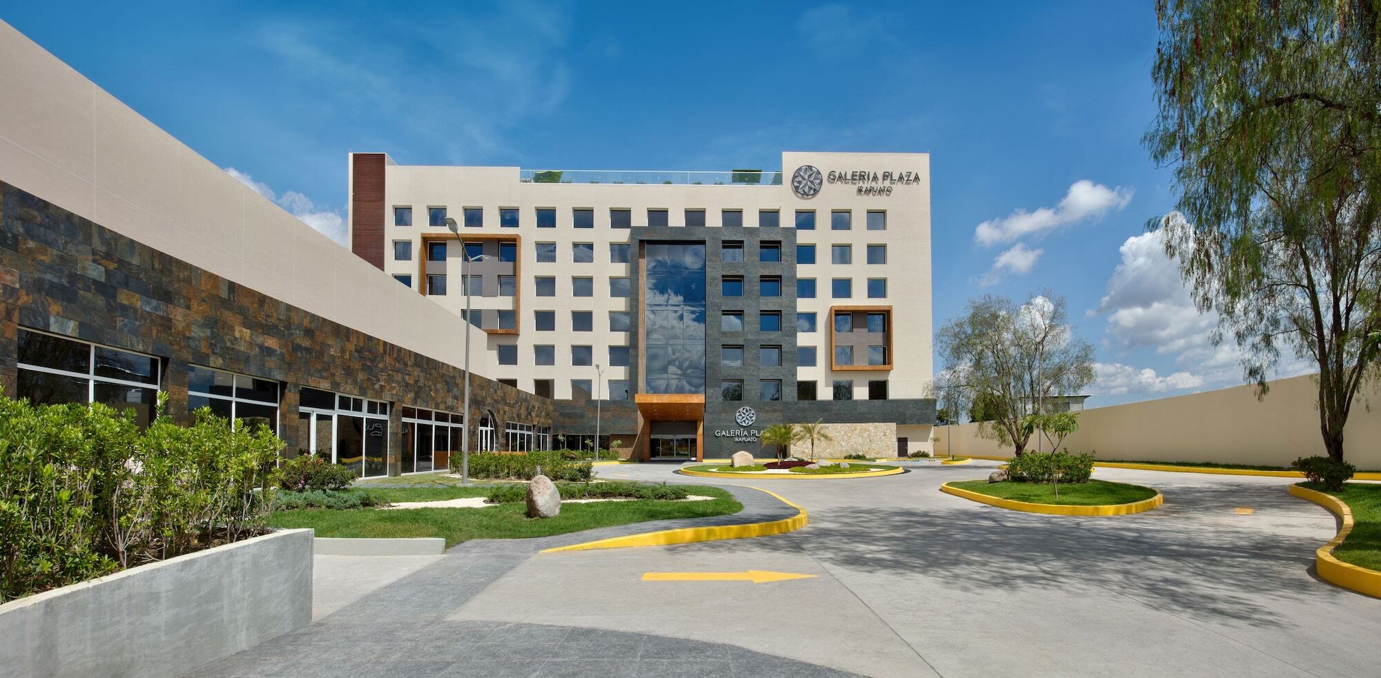 Galeria Plaza Irapuato Hotell Exteriör bild