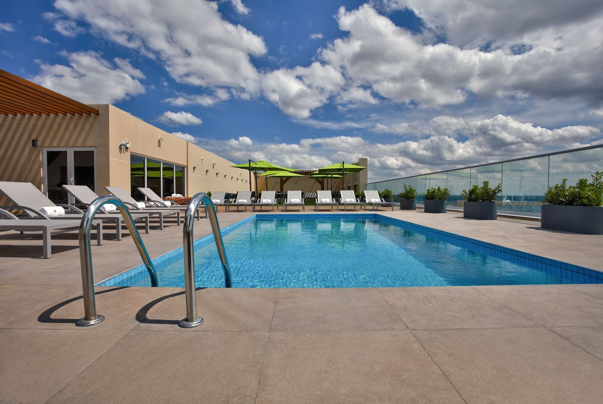 Galeria Plaza Irapuato Hotell Exteriör bild