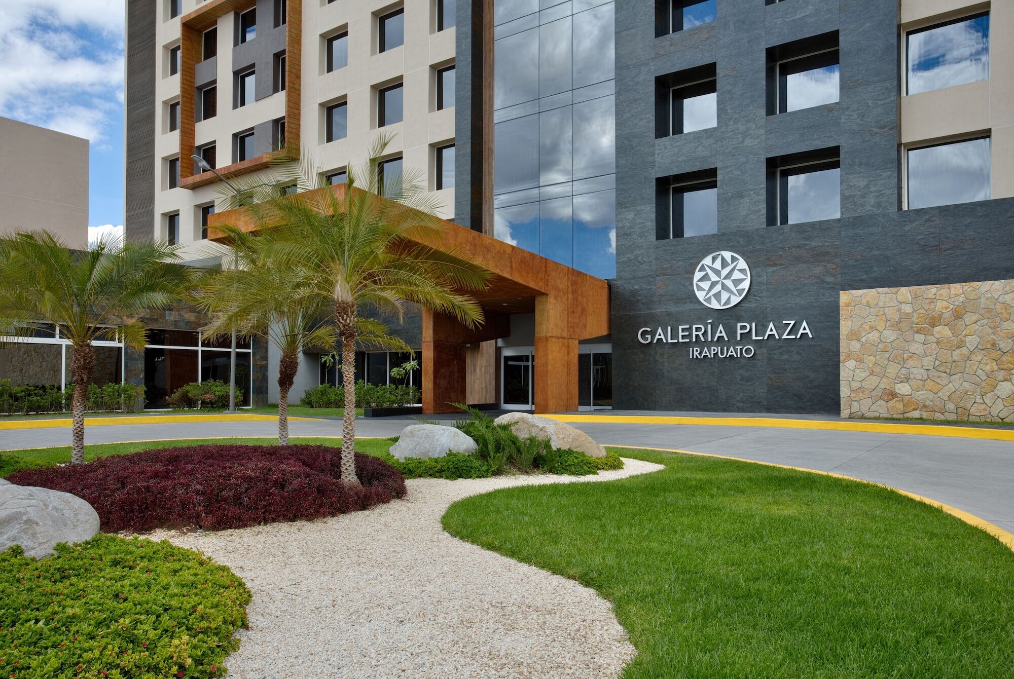 Galeria Plaza Irapuato Hotell Exteriör bild